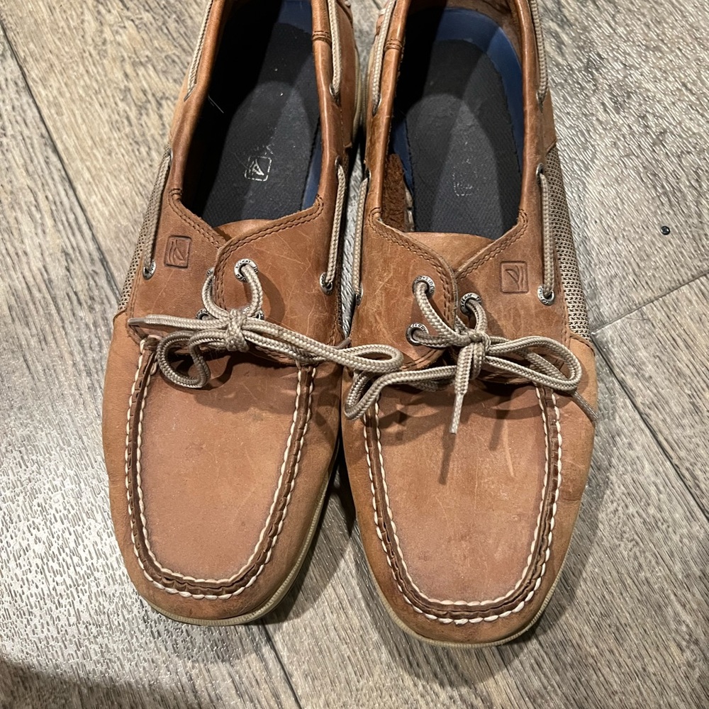 Sperry topsider